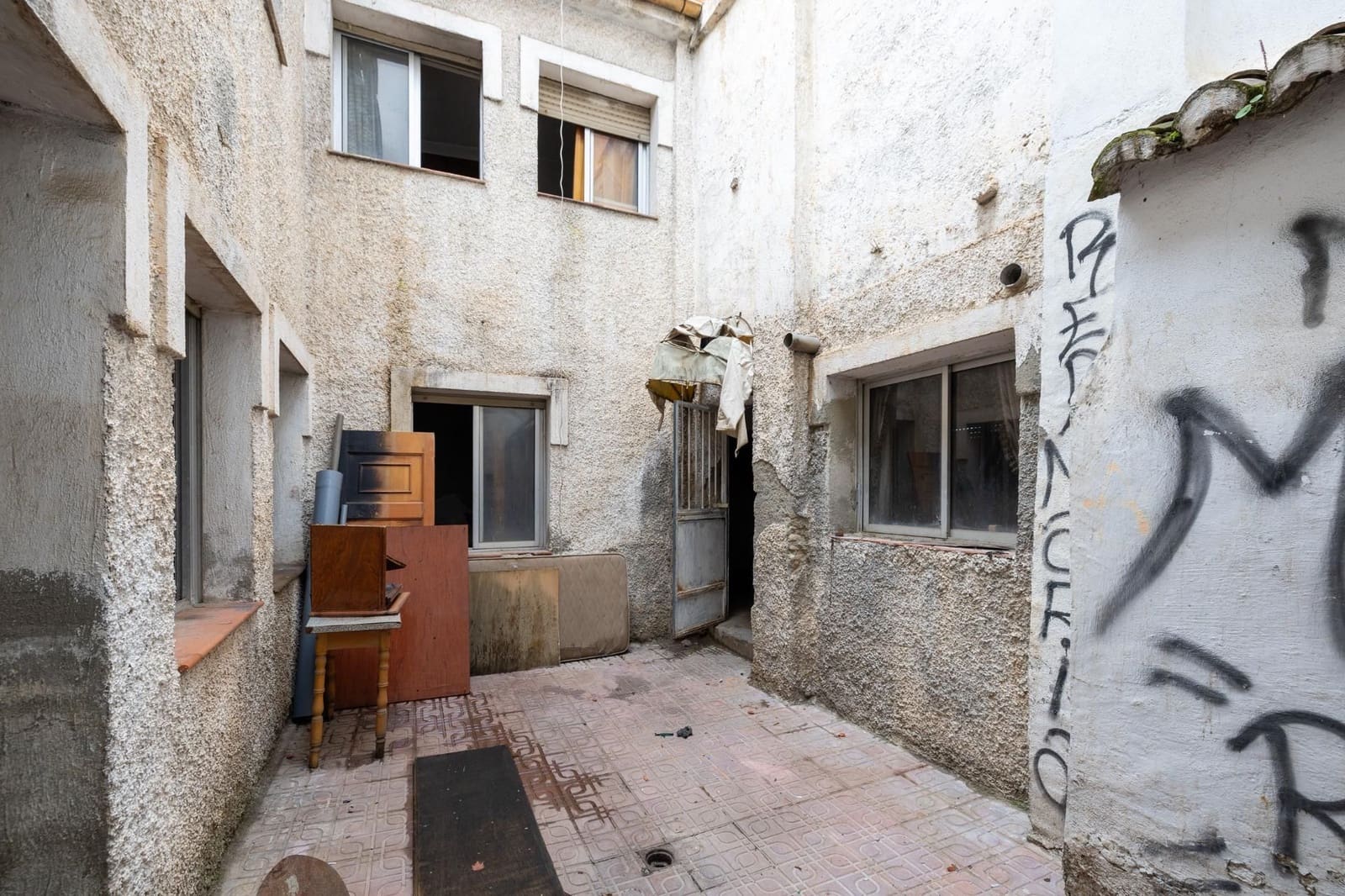 6 soverom Leilighet til salgs i Granada by - € 325 000 (Ref: 9534230)