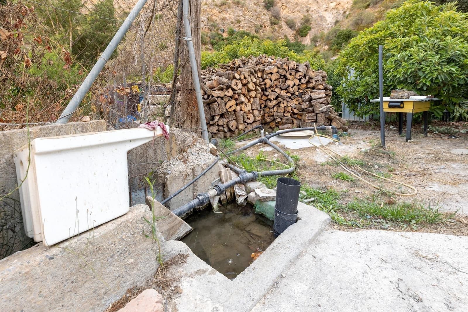 Finca/Herregård til salgs i Velez de Benaudalla - € 260 000 (Ref: 9534231)