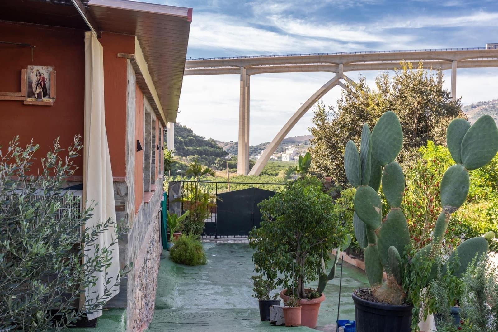 5 soveværelse Villa til salg i Almunecar - € 260.000 (Ref: 9534232)