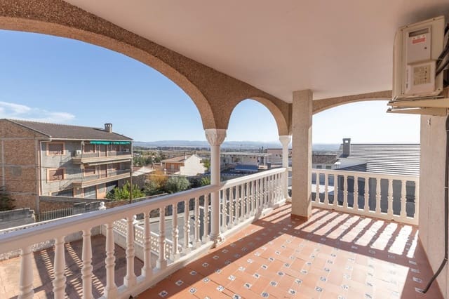 5 chambre Villa/Maison Semi-Mitoyenne à vendre à Jun avec garage - 270 000 € (Ref: 9534233)