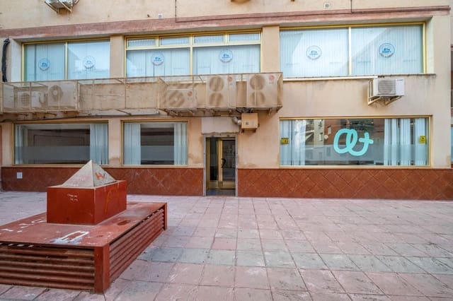 Kommersiell til salgs i Gabia Grande, Las Gabias - € 99 900 (Ref: 9534239)