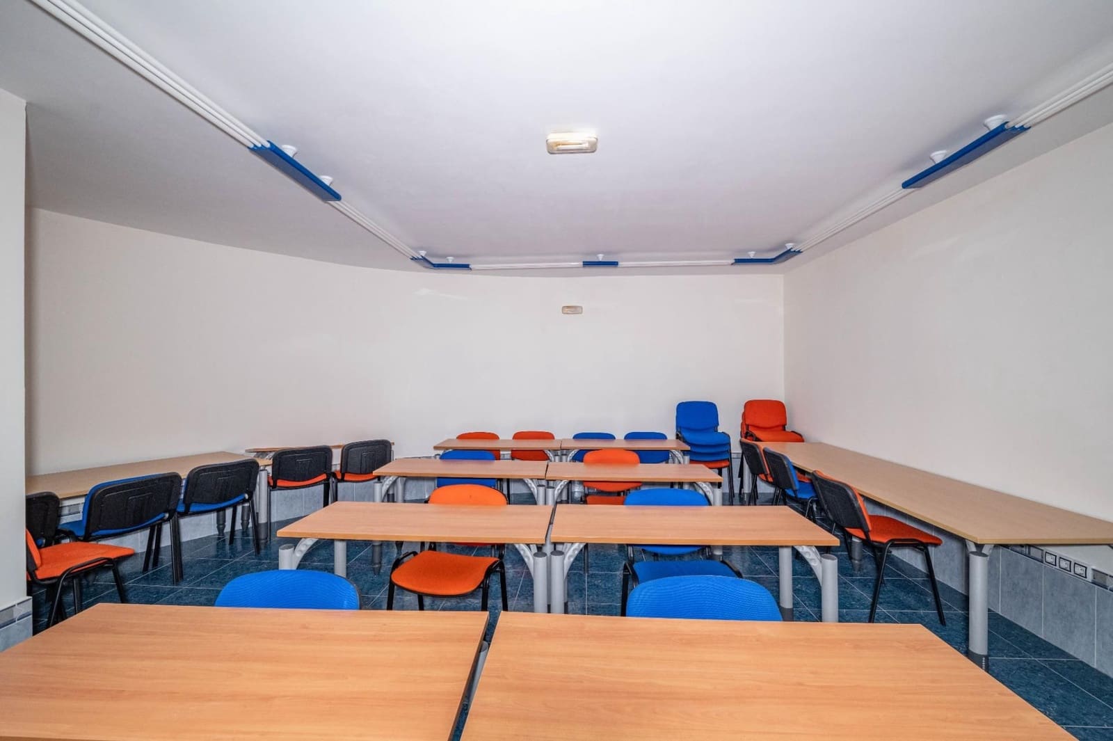 Kommersiell til salgs i Las Gabias - € 99 900 (Ref: 9534239)