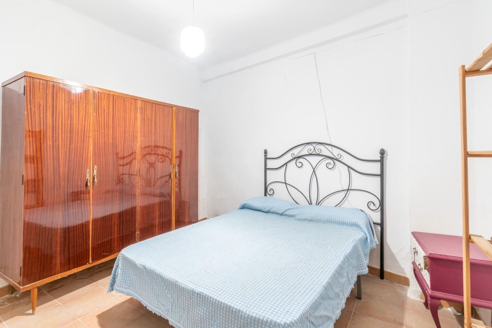 5 makuuhuone Omakotitalo myytävänä paikassa Durcal - 80 000 € (Ref: 9534246)