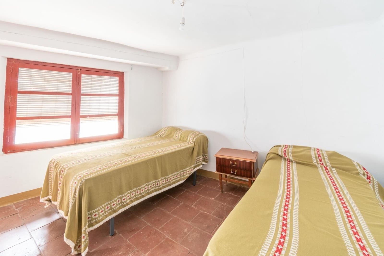 5 makuuhuone Omakotitalo myytävänä paikassa Durcal - 80 000 € (Ref: 9534246)