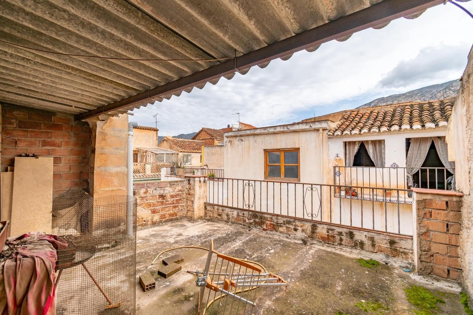 5 makuuhuone Omakotitalo myytävänä paikassa Durcal - 80 000 € (Ref: 9534246)