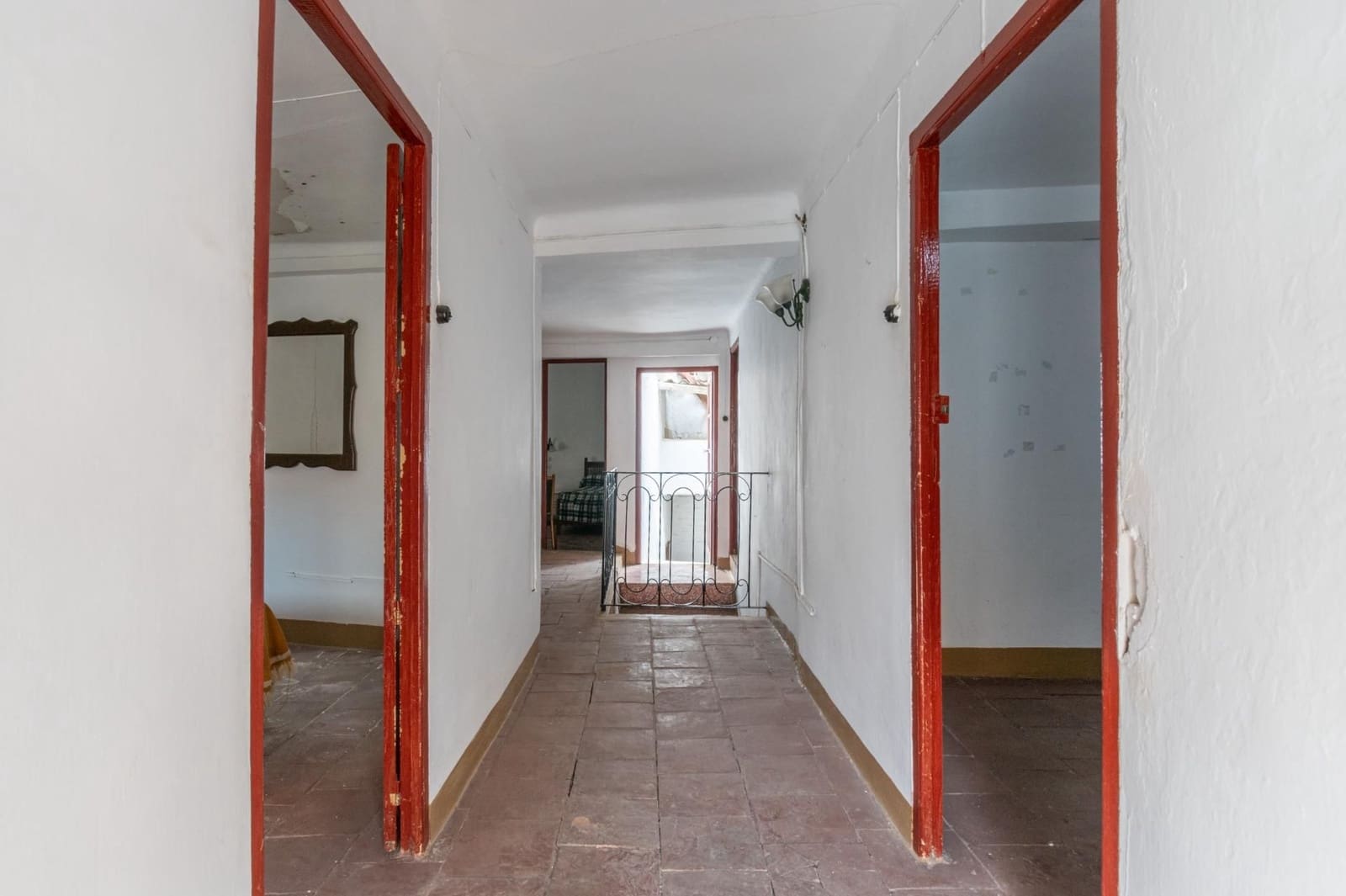 5 makuuhuone Omakotitalo myytävänä paikassa Durcal - 80 000 € (Ref: 9534246)