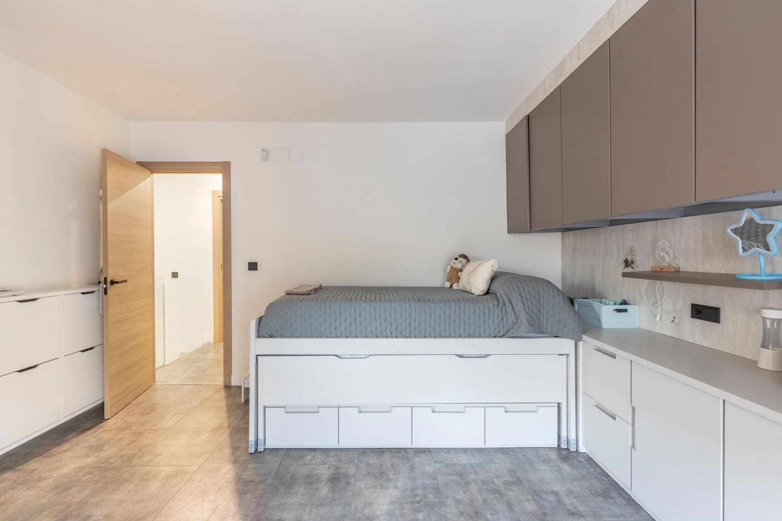 2 bedroom Townhouse for sale in Santa Fe with garage - € 265,000 (Ref: 9534247)