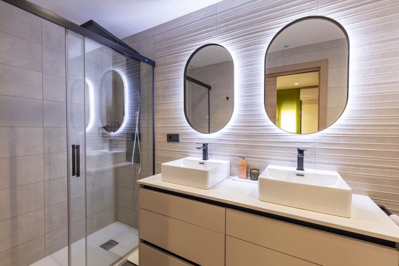 2 bedroom Townhouse for sale in Santa Fe with garage - € 265,000 (Ref: 9534247)