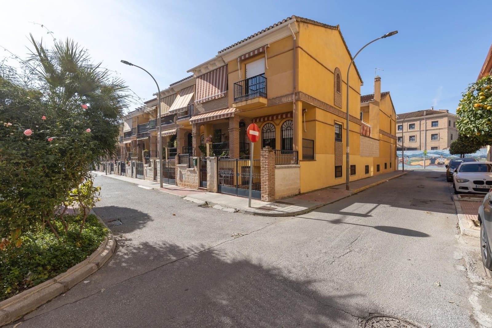 2 bedroom Townhouse for sale in Santa Fe with garage - € 265,000 (Ref: 9534247)