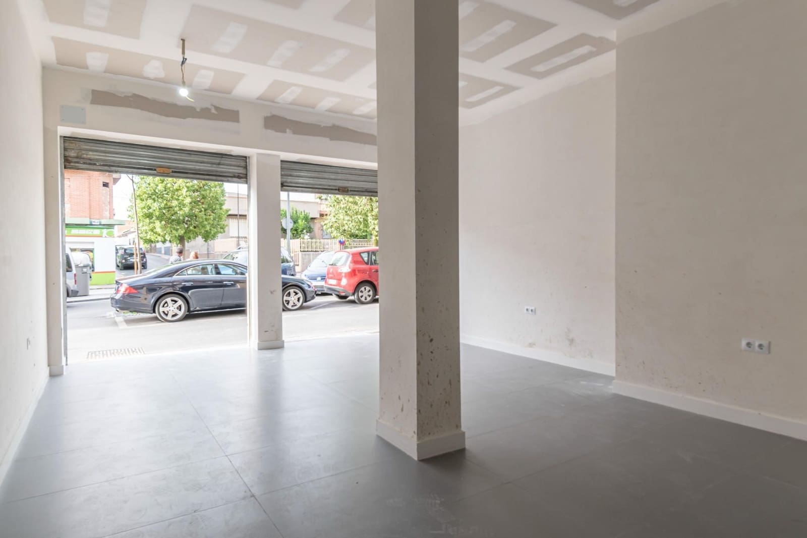 Kommersiell til salgs i Albolote - € 87 500 (Ref: 9534251)