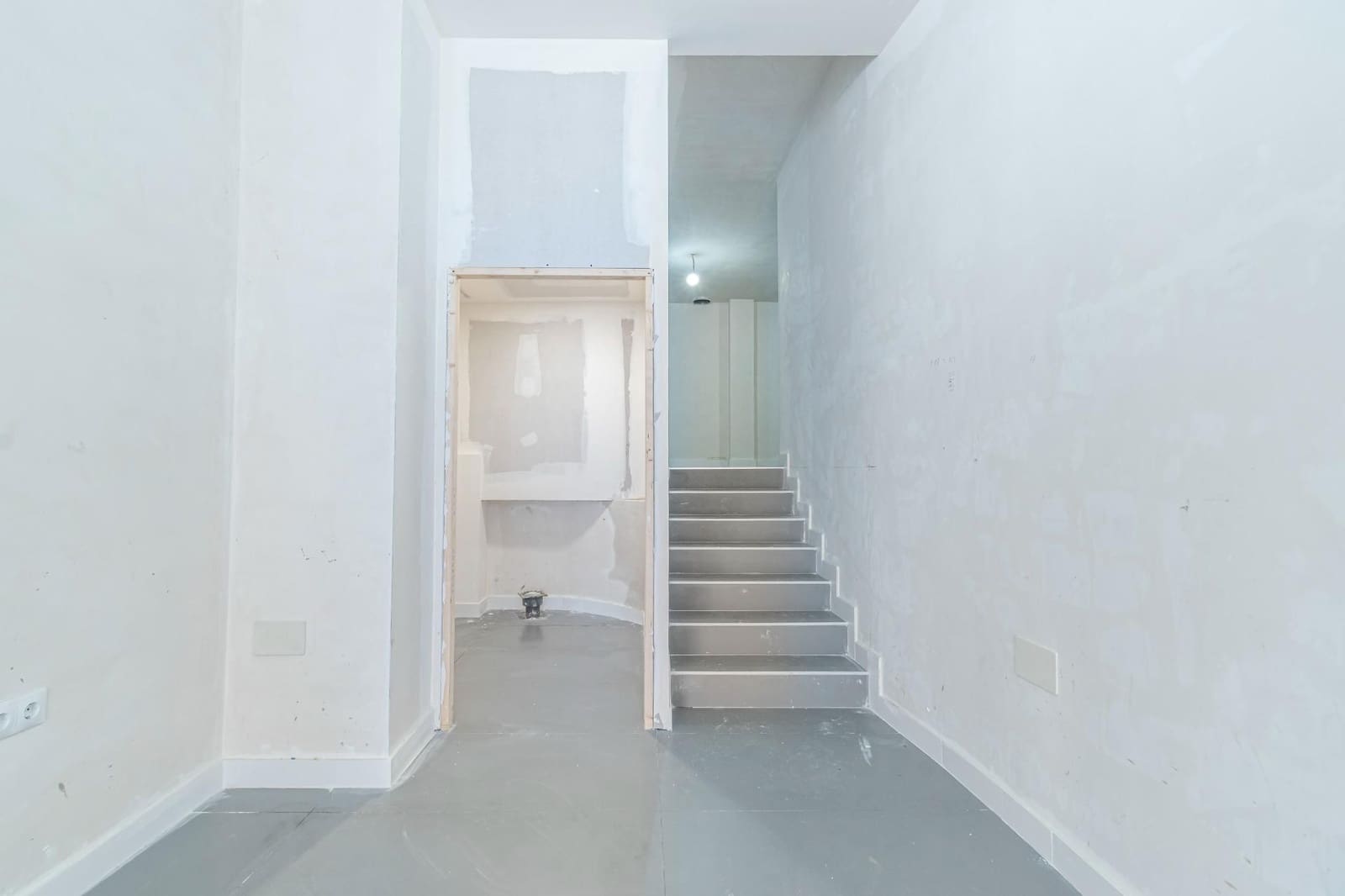 Kommersiell til salgs i Albolote - € 87 500 (Ref: 9534251)