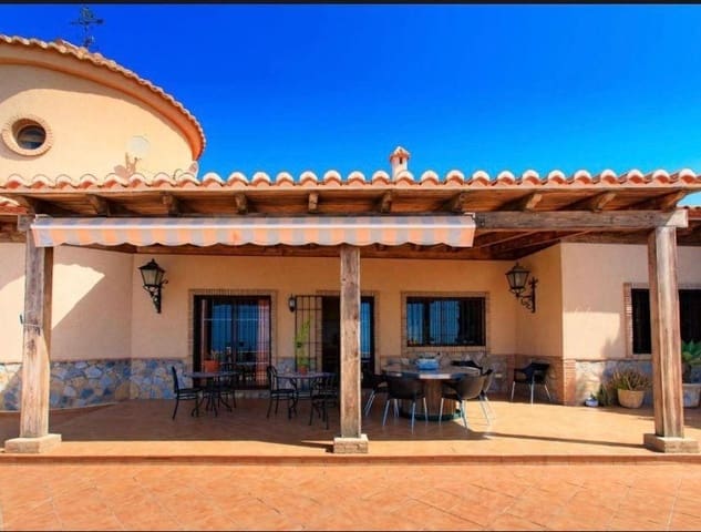 10 sypialnia Willa na sprzedaż w Motril z basenem garażem - 1 000 000 € (Ref: 9534252)