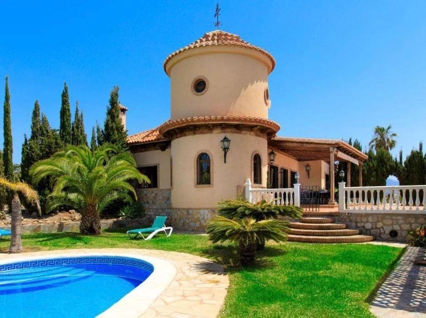 10 sypialnia Willa na sprzedaż w Motril z basenem garażem - 1 000 000 € (Ref: 9534252)