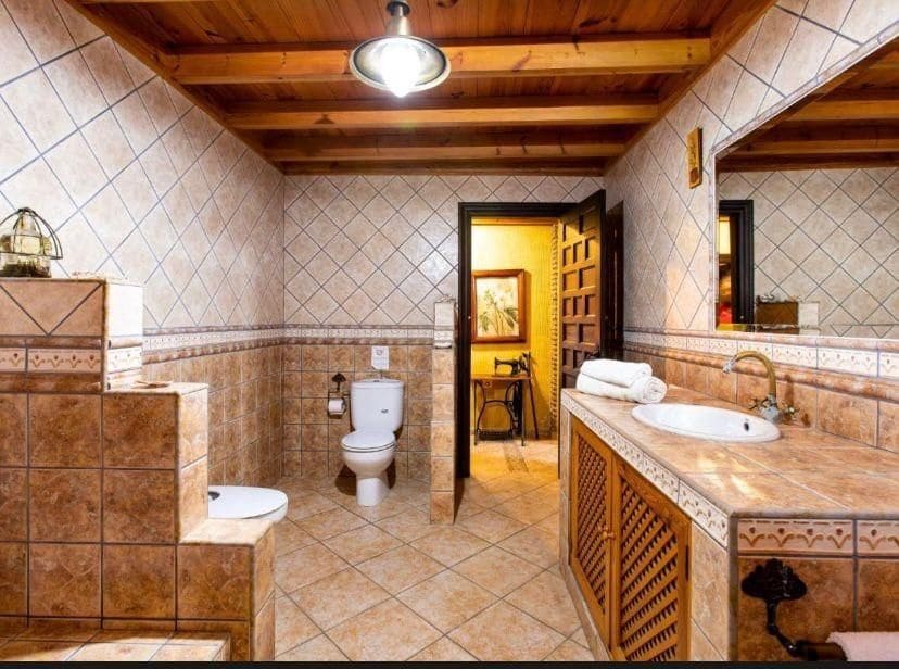 10 sypialnia Willa na sprzedaż w Motril z basenem garażem - 1 000 000 € (Ref: 9534252)