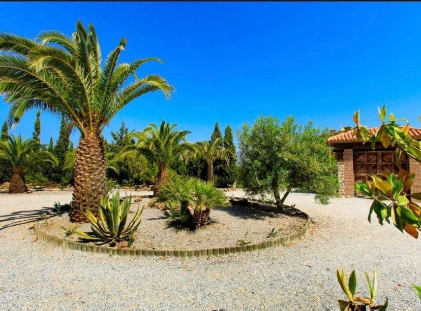 10 sypialnia Willa na sprzedaż w Motril z basenem garażem - 1 000 000 € (Ref: 9534252)