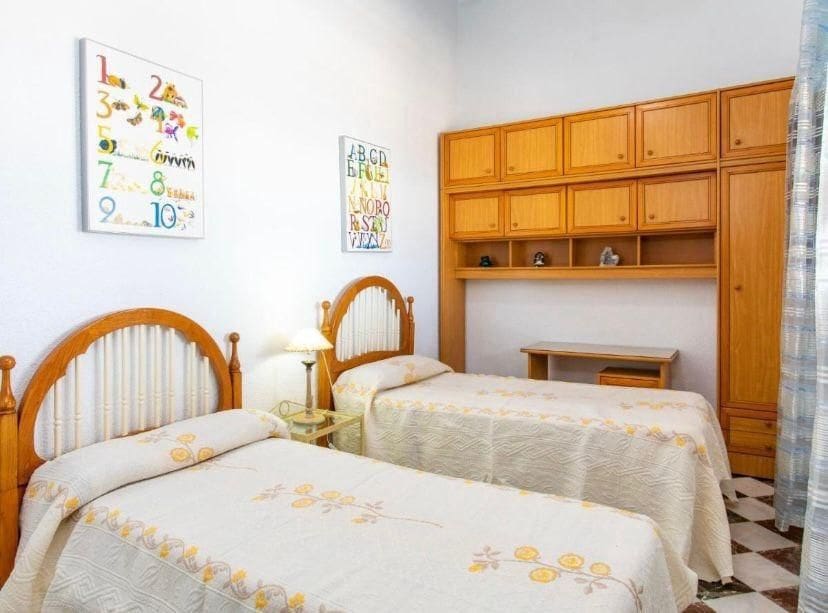 10 sypialnia Willa na sprzedaż w Motril z basenem garażem - 1 000 000 € (Ref: 9534252)