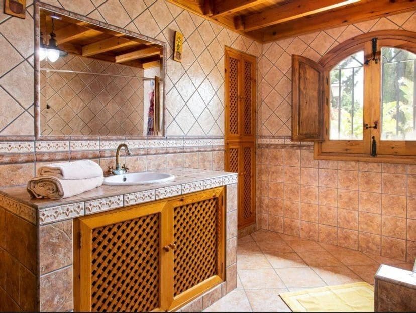 10 sypialnia Willa na sprzedaż w Motril z basenem garażem - 1 000 000 € (Ref: 9534252)