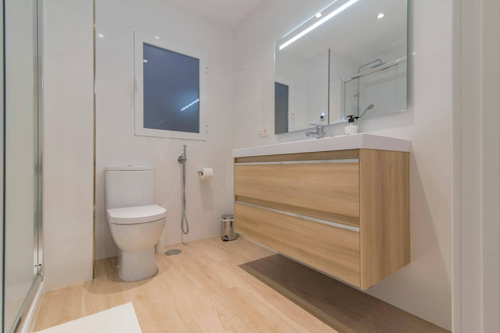 3 sypialnia Penthouse na sprzedaż w Miasto Grenada - 419 900 € (Ref: 9534255)