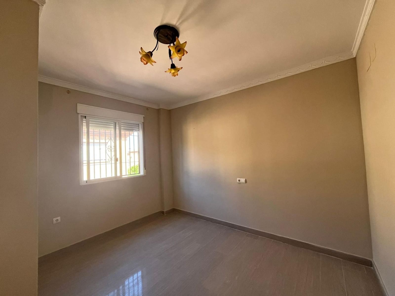 4 soveværelse Byhus til salg i Vegas del Genil med garage - € 225.000 (Ref: 9534256)