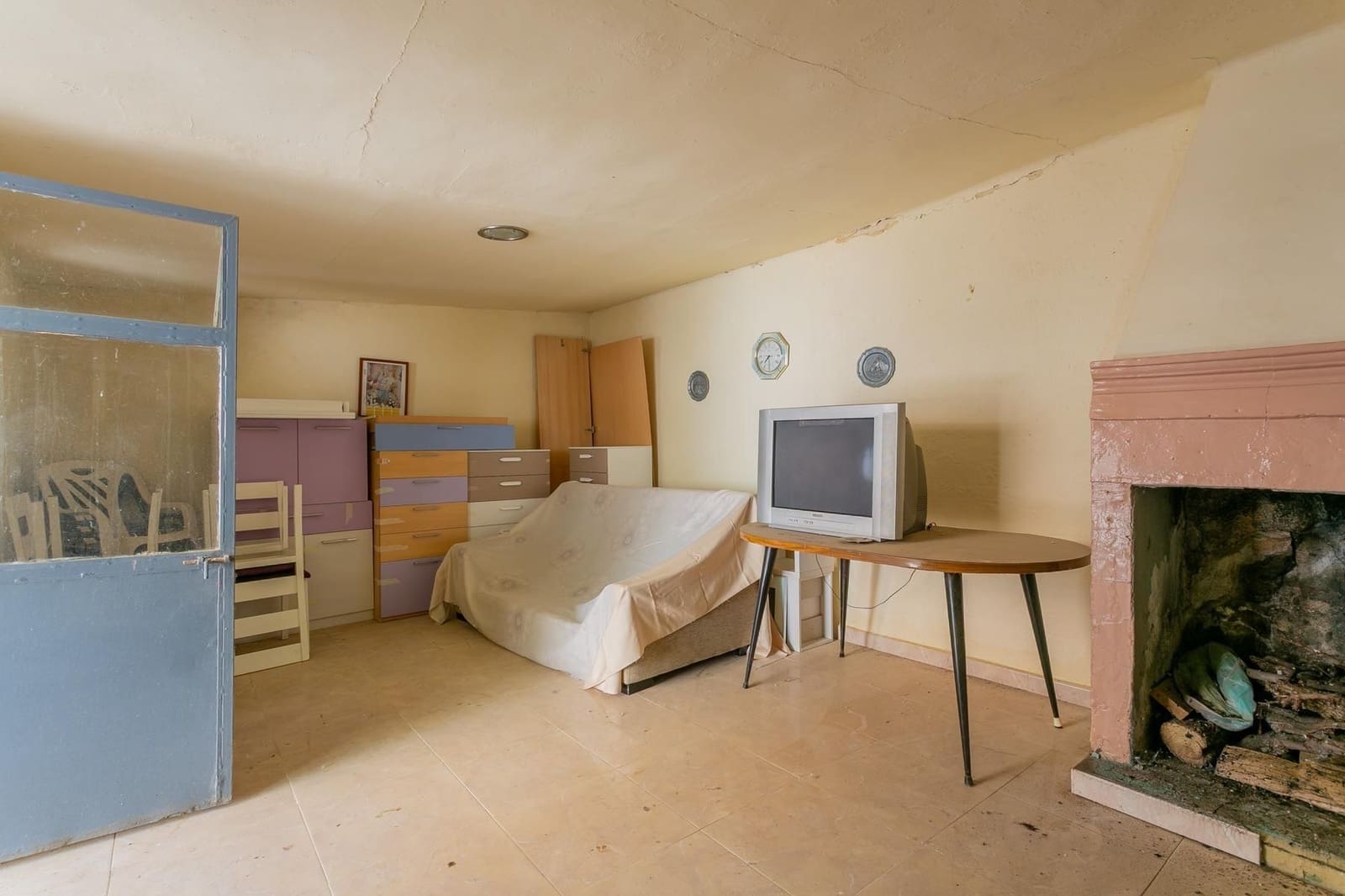 6 bedroom Townhouse for sale in Jayena - € 65,000 (Ref: 9534257)