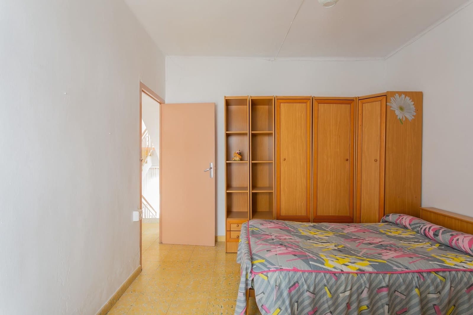 6 bedroom Townhouse for sale in Jayena - € 65,000 (Ref: 9534257)