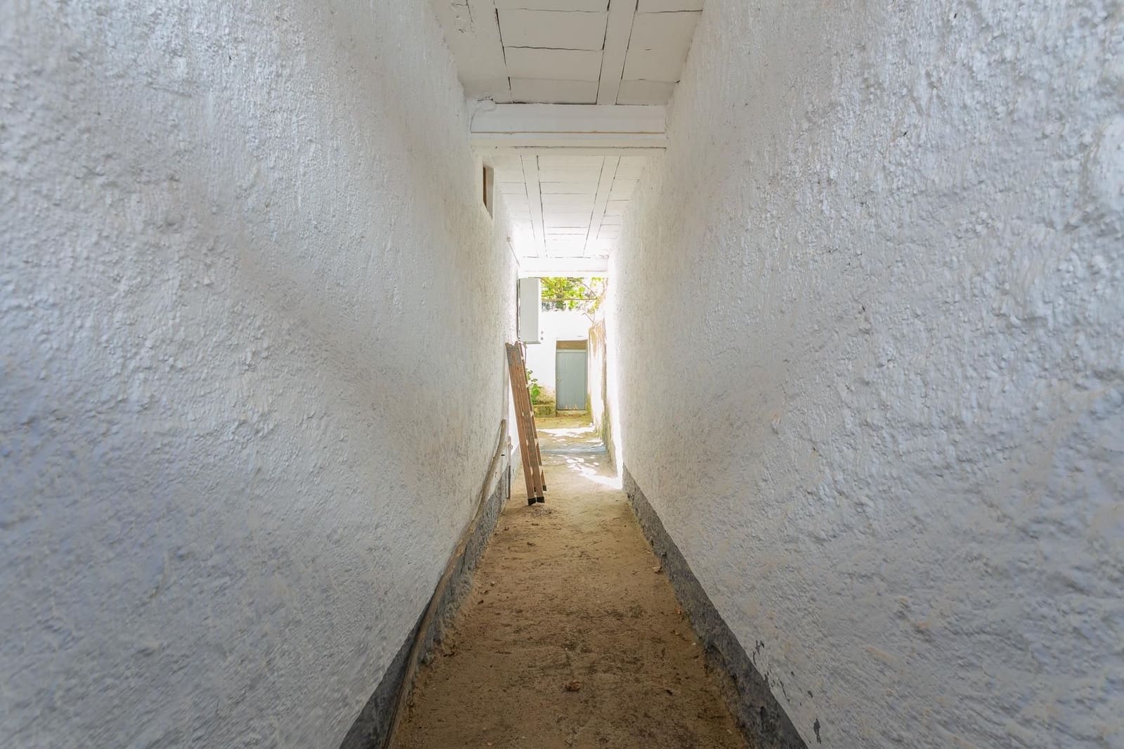 6 bedroom Townhouse for sale in Jayena - € 65,000 (Ref: 9534257)