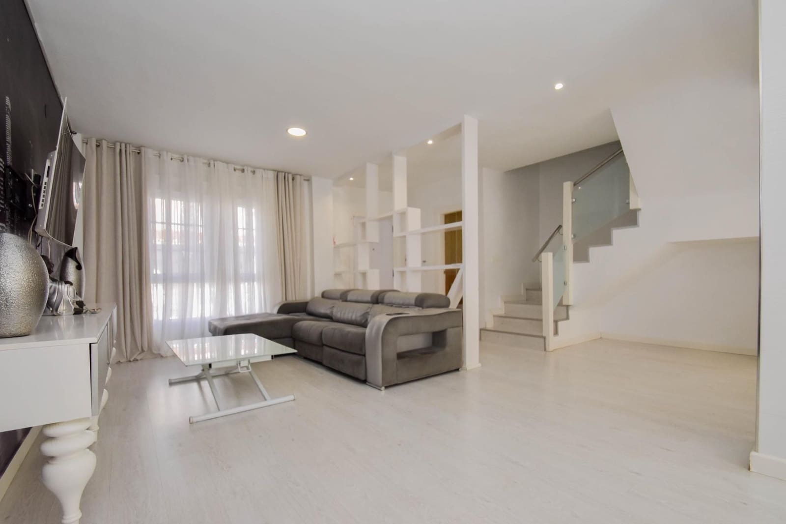 3 bedroom Townhouse for sale in Cullar Vega with pool garage - € 240,000 (Ref: 9534258)