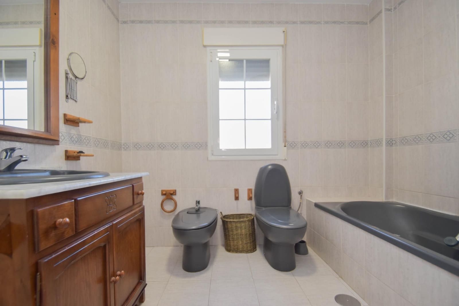 3 bedroom Townhouse for sale in Cullar Vega with pool garage - € 240,000 (Ref: 9534258)