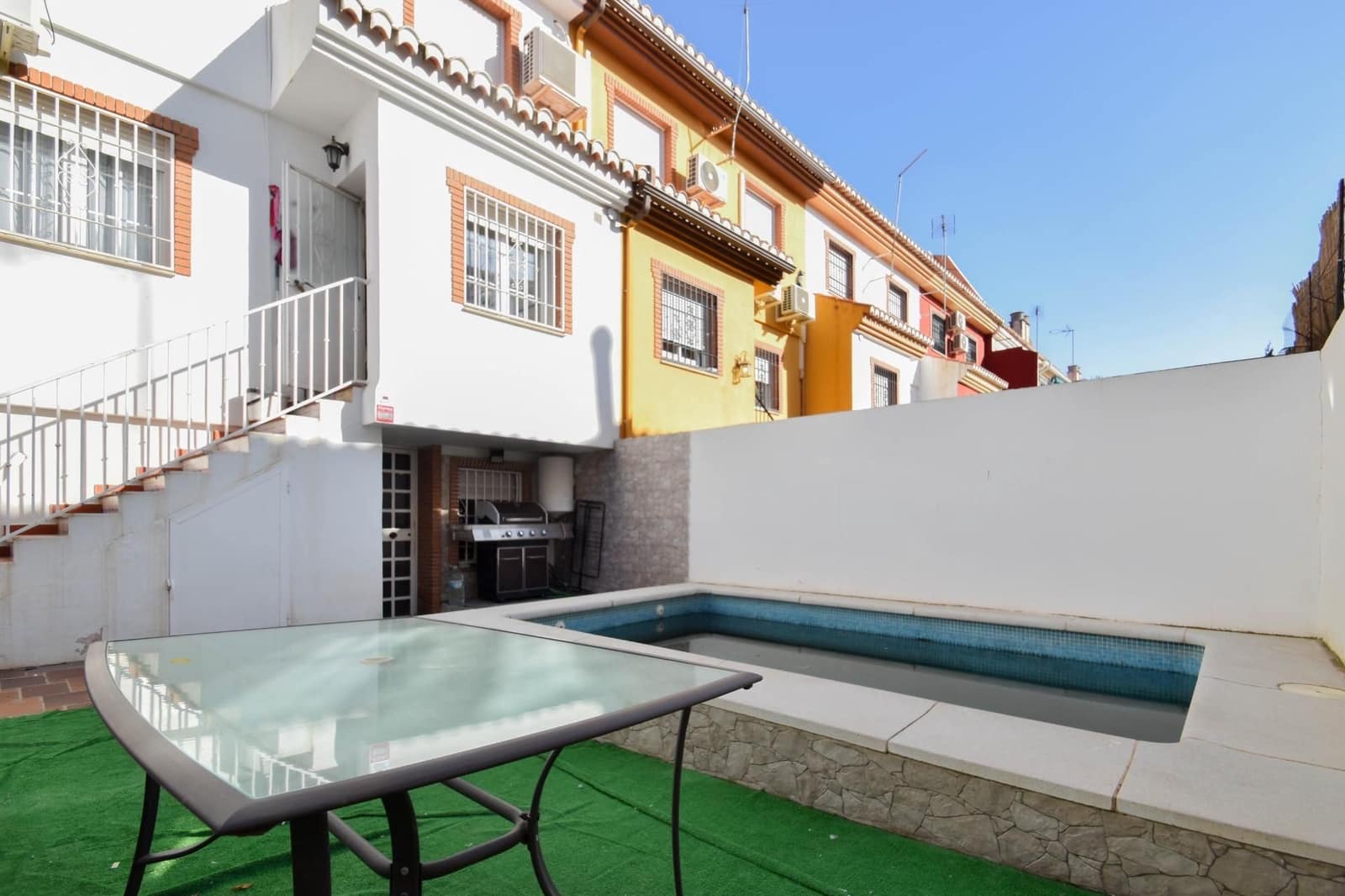 3 bedroom Townhouse for sale in Cullar Vega with pool garage - € 240,000 (Ref: 9534258)