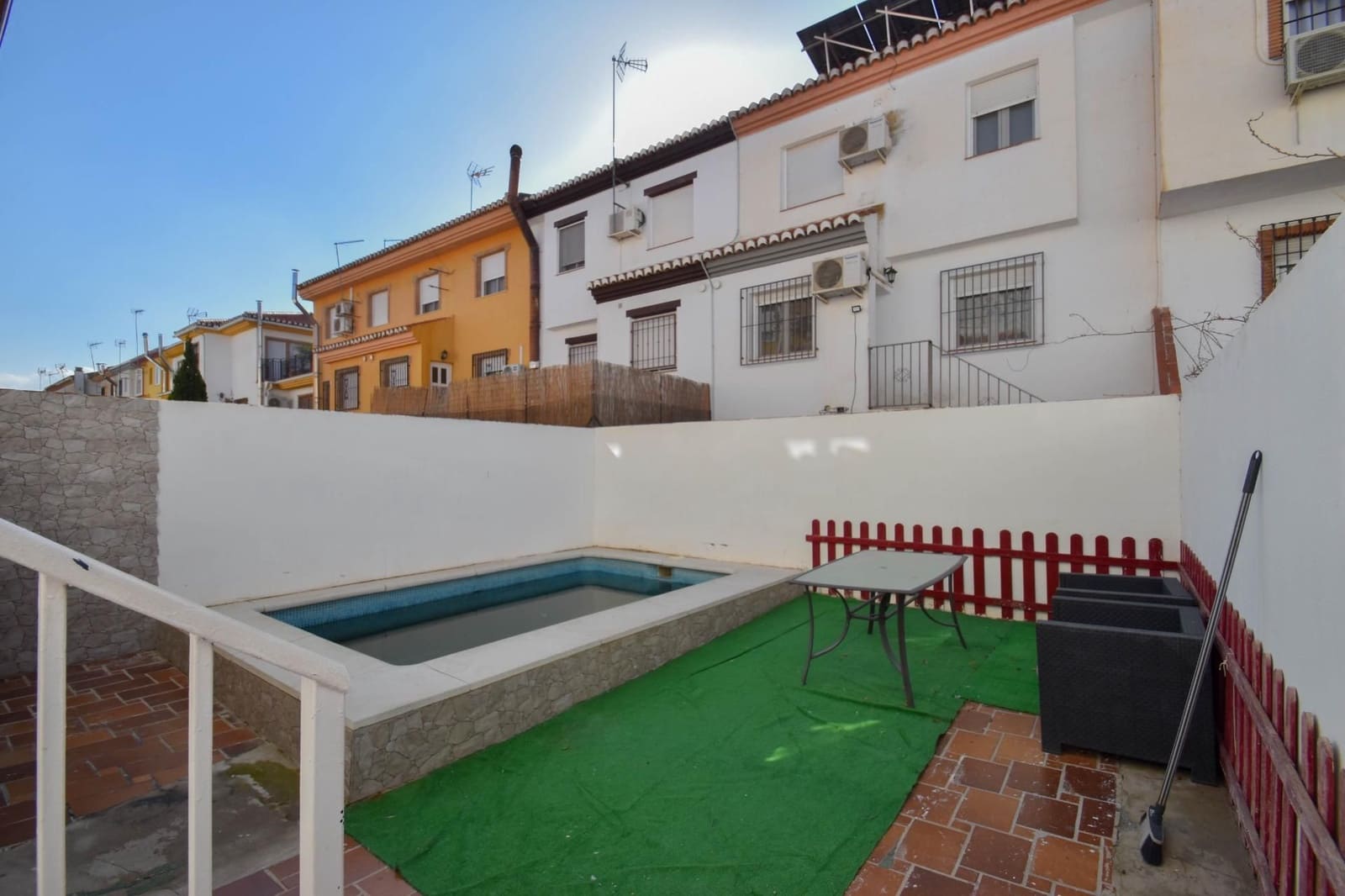 3 bedroom Townhouse for sale in Cullar Vega with pool garage - € 240,000 (Ref: 9534258)