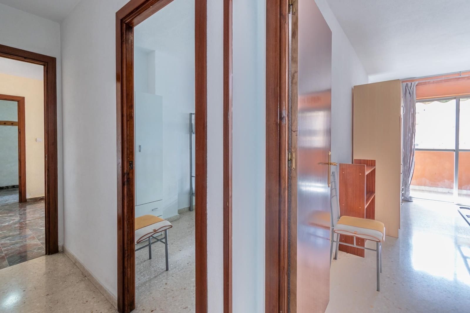 2 soveværelse Lejlighed til salg i Granada by med garage - € 235.000 (Ref: 9534262)