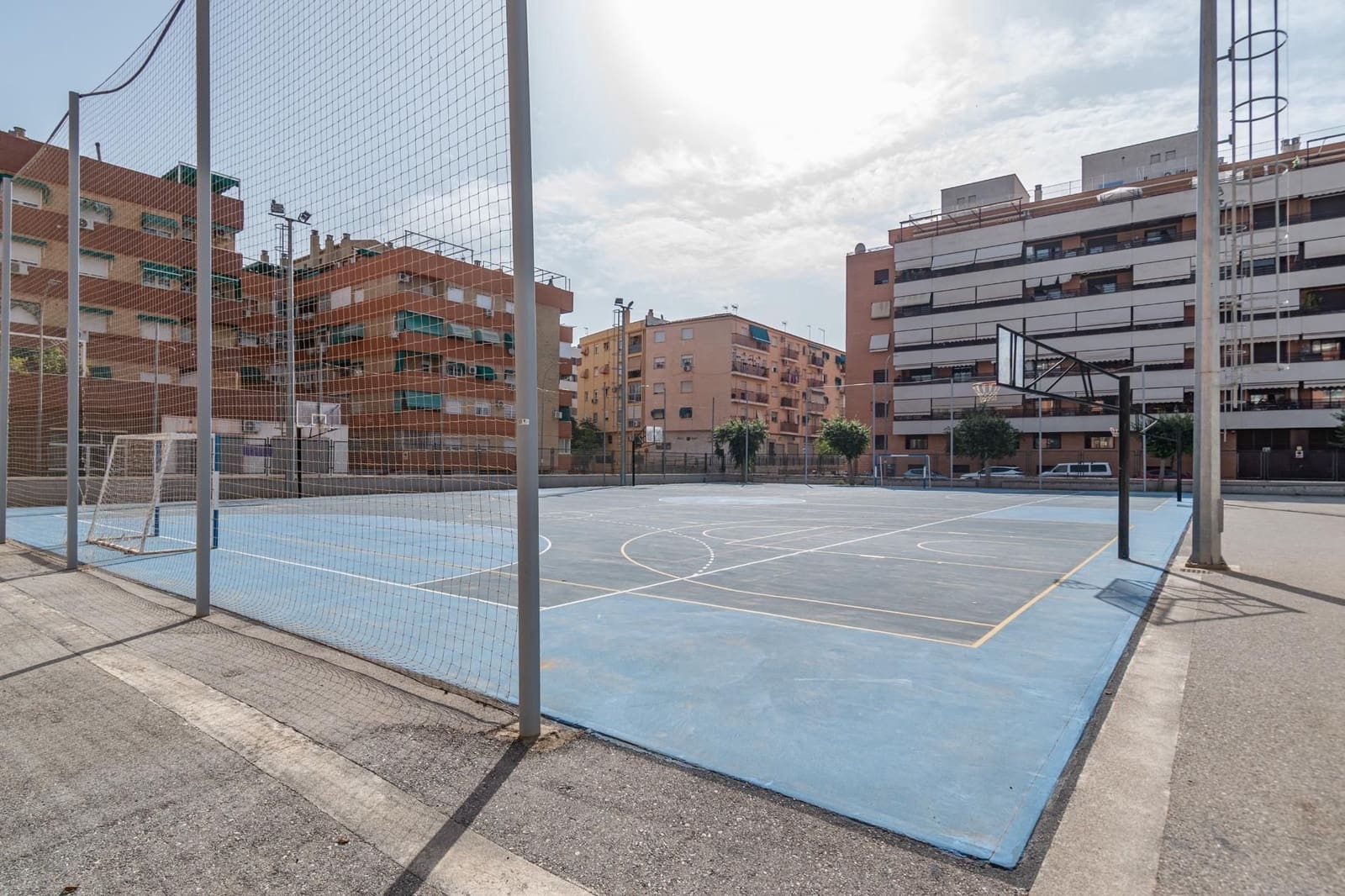 2 soveværelse Lejlighed til salg i Granada by med garage - € 235.000 (Ref: 9534262)