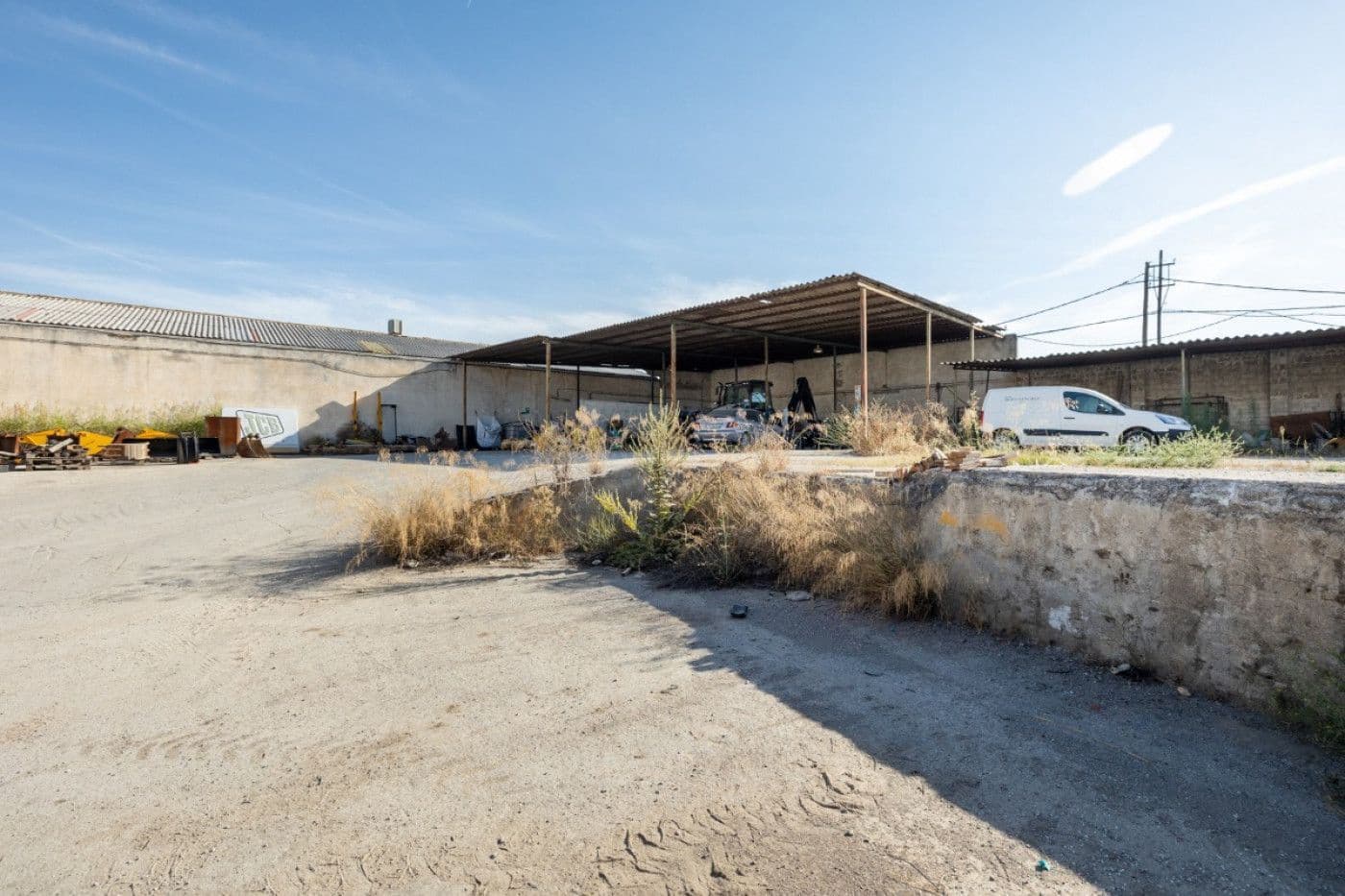 Kommersiell til salgs i Granada by - € 1 500 000 (Ref: 9534264)