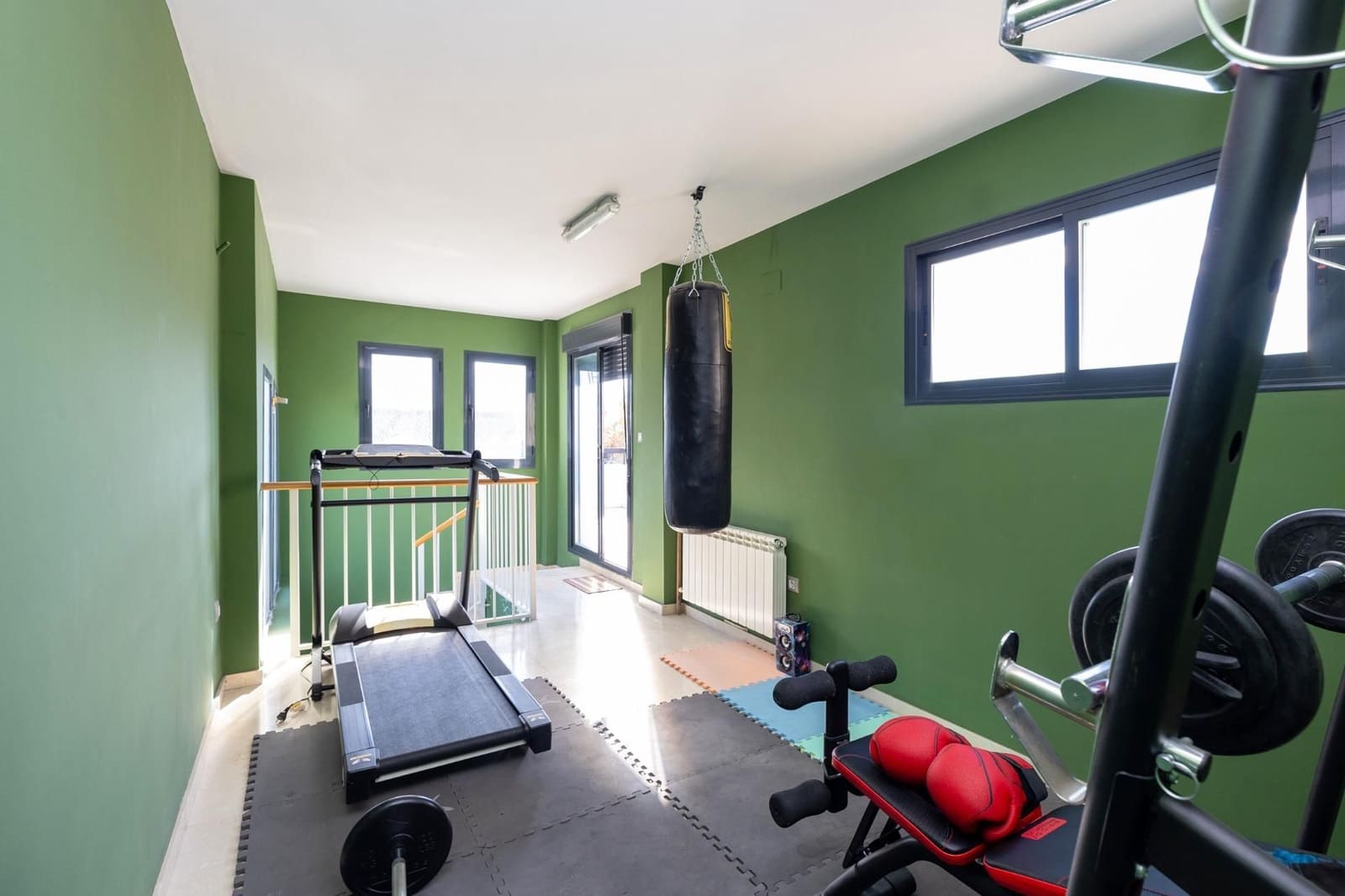 4 soveværelse Semi-Rækkehus til salg i Huetor Vega med swimmingpool garage - € 458.000 (Ref: 9534266)