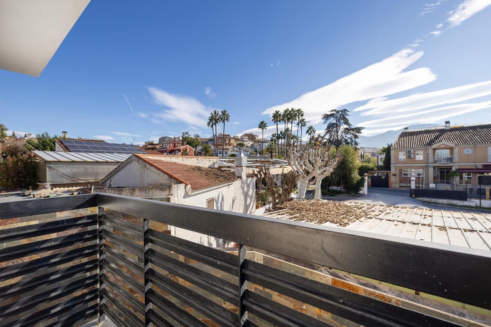 4 soveværelse Semi-Rækkehus til salg i Huetor Vega med swimmingpool garage - € 458.000 (Ref: 9534266)