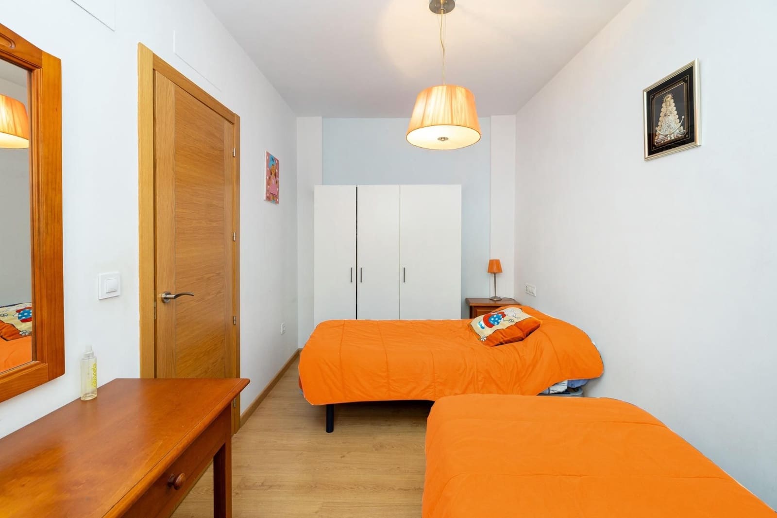 4 makuuhuone Omakotitalo myytävänä paikassa Granada kaupunki mukana 
autotalli - 550 000 € (Ref: 9534267)