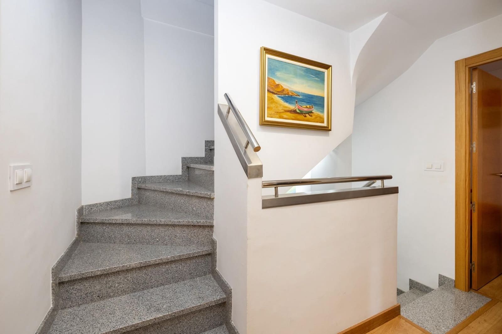 4 makuuhuone Omakotitalo myytävänä paikassa Granada kaupunki mukana 
autotalli - 550 000 € (Ref: 9534267)