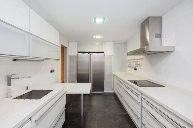 4 soverom Leilighet til salgs i San Matías - Realejo, Granada by med garasje - € 550 000 (Ref: 9534268)