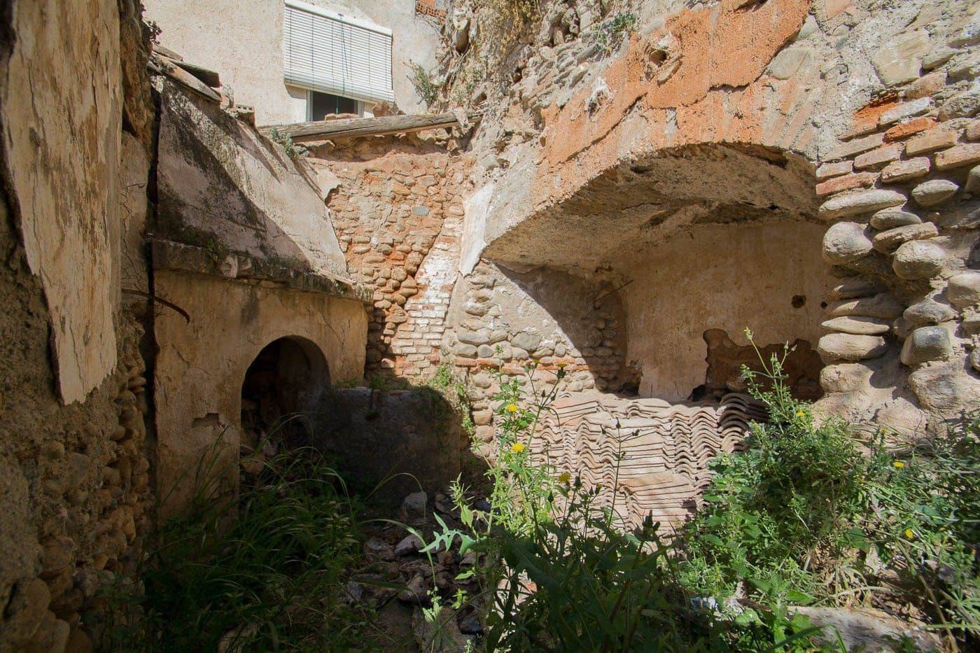 Hulehus til salg i Granada by - € 175.000 (Ref: 9534269)