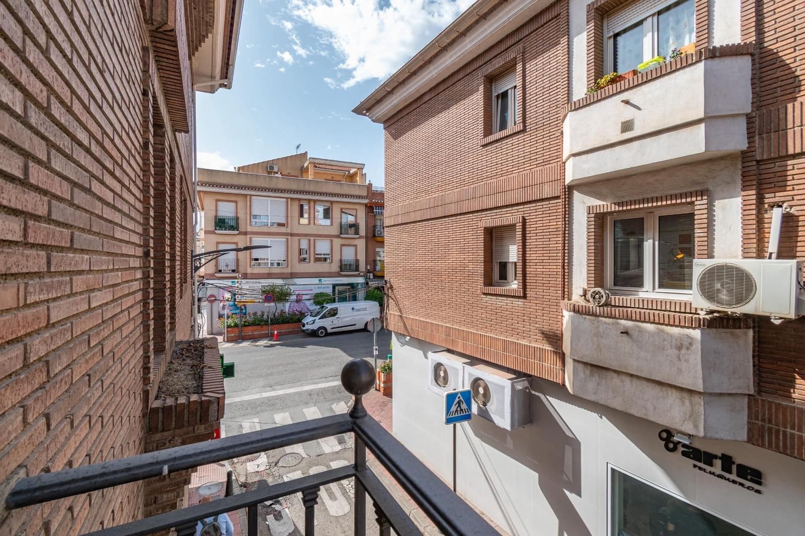 6 slaapkamer Flat te koop in Armilla met garage - € 254.900 (Ref: 9534273)