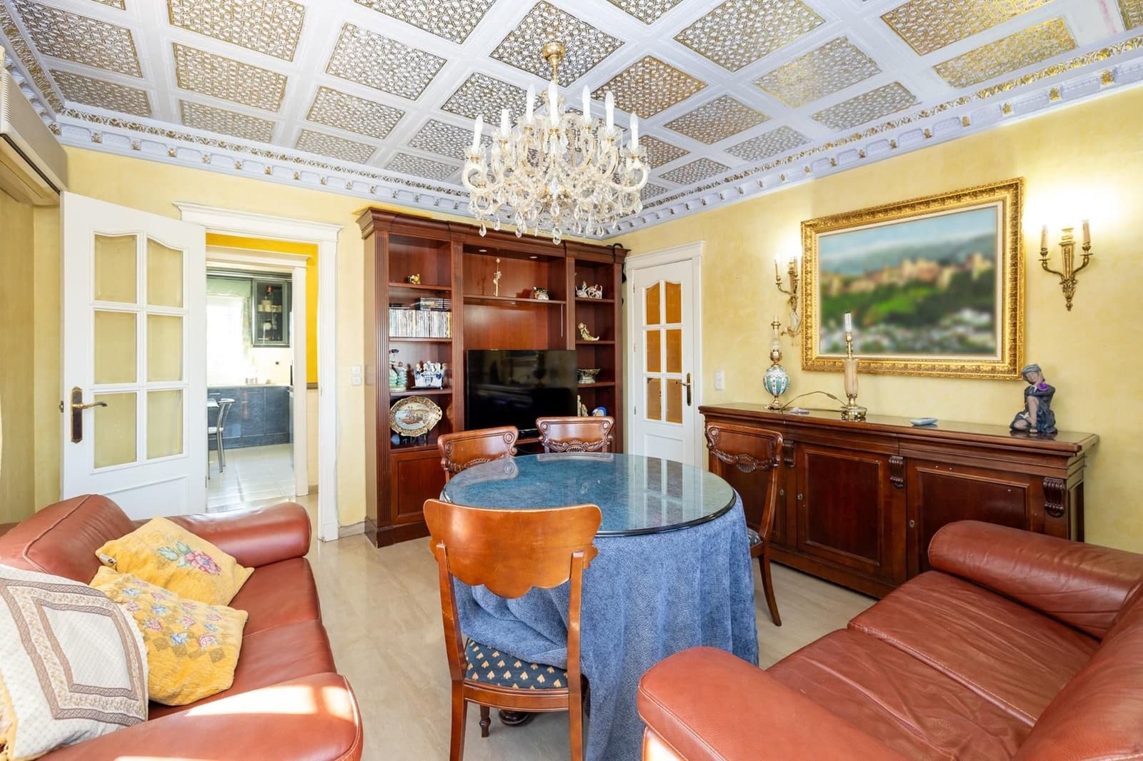 Chalet de 7 habitaciones en Ogíjares en venta con piscina garaje - 995.000 € (Ref: 9534275)