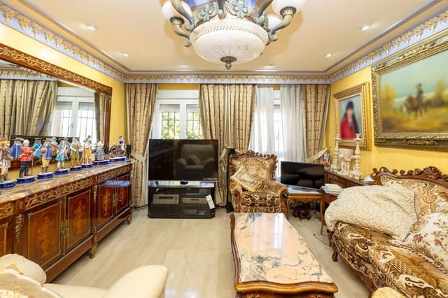 Chalet de 7 habitaciones en Ogíjares en venta con piscina garaje - 995.000 € (Ref: 9534275)