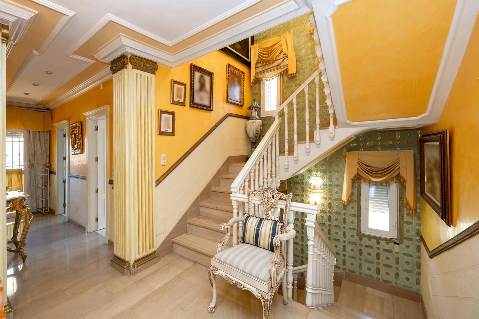 Chalet de 7 habitaciones en Ogíjares en venta con piscina garaje - 995.000 € (Ref: 9534275)