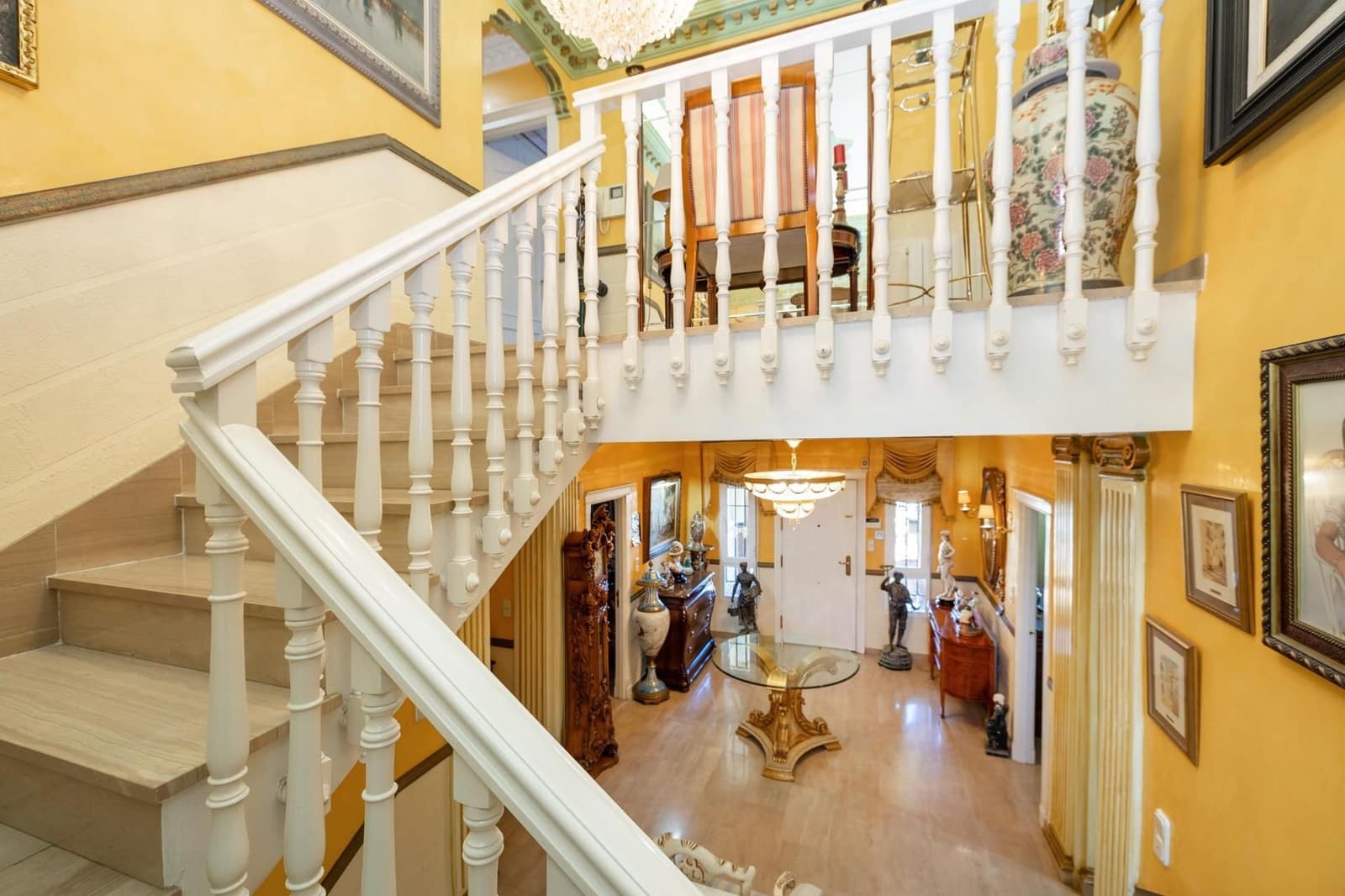 Chalet de 7 habitaciones en Ogíjares en venta con piscina garaje - 995.000 € (Ref: 9534275)