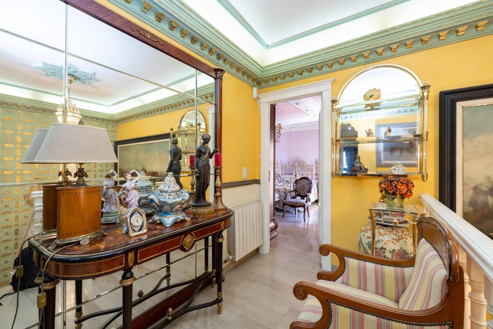 Chalet de 7 habitaciones en Ogíjares en venta con piscina garaje - 995.000 € (Ref: 9534275)