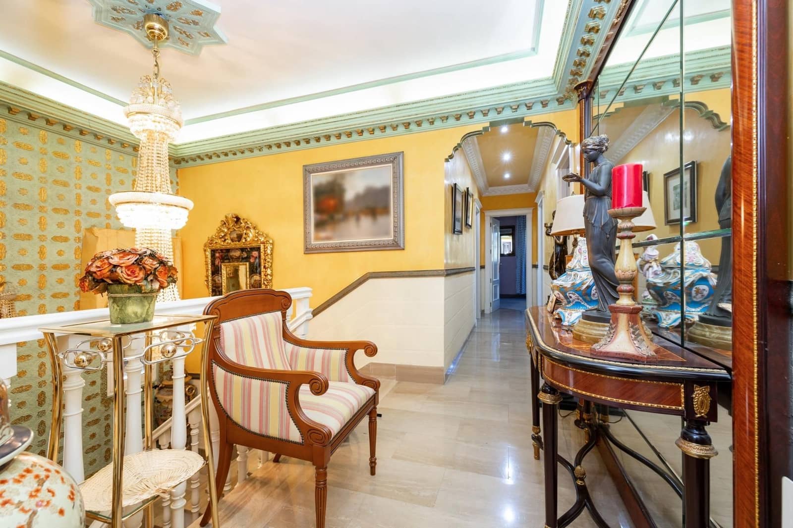 Chalet de 7 habitaciones en Ogíjares en venta con piscina garaje - 995.000 € (Ref: 9534275)