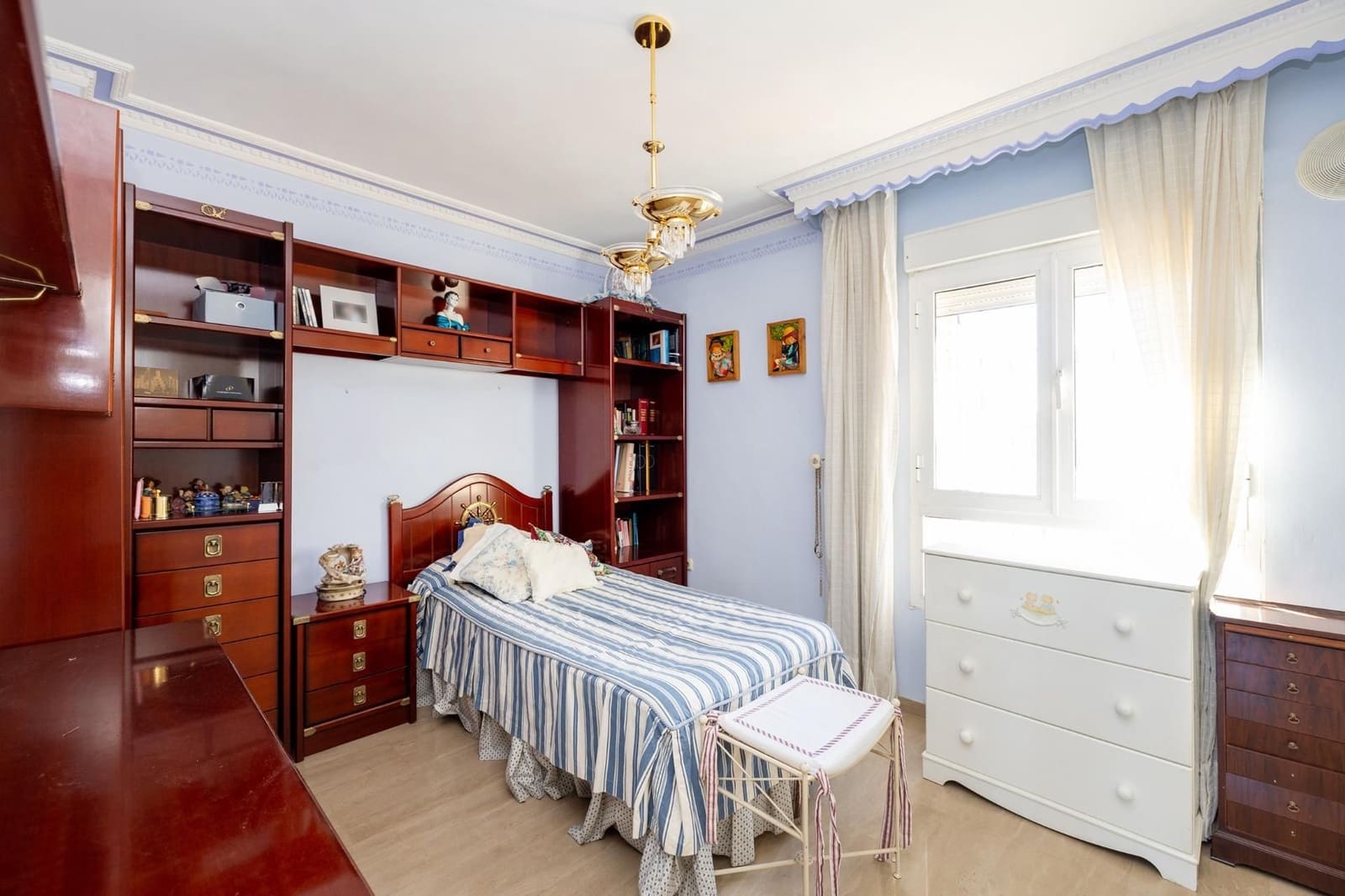 Chalet de 7 habitaciones en Ogíjares en venta con piscina garaje - 995.000 € (Ref: 9534275)