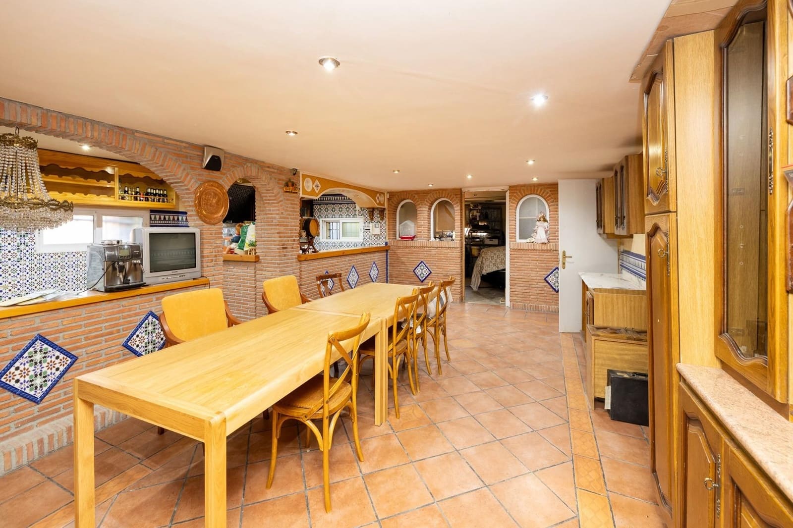 Chalet de 7 habitaciones en Ogíjares en venta con piscina garaje - 995.000 € (Ref: 9534275)