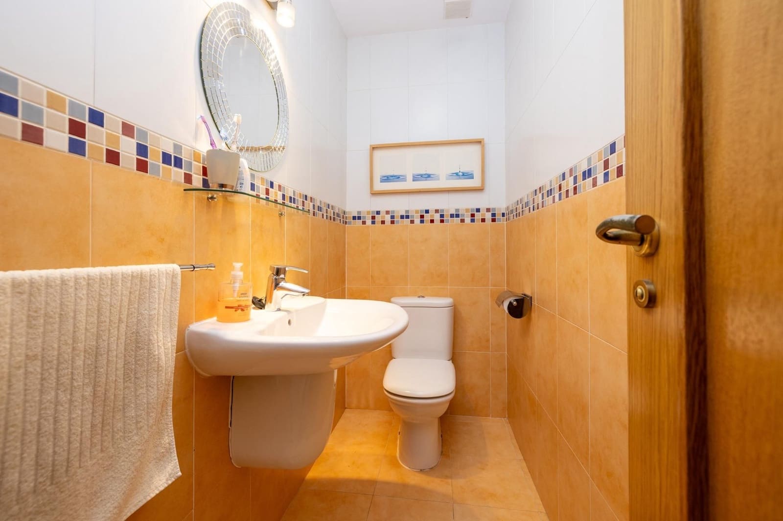 4 bedroom Villa for sale in Jun with garage - € 290,000 (Ref: 9534277)