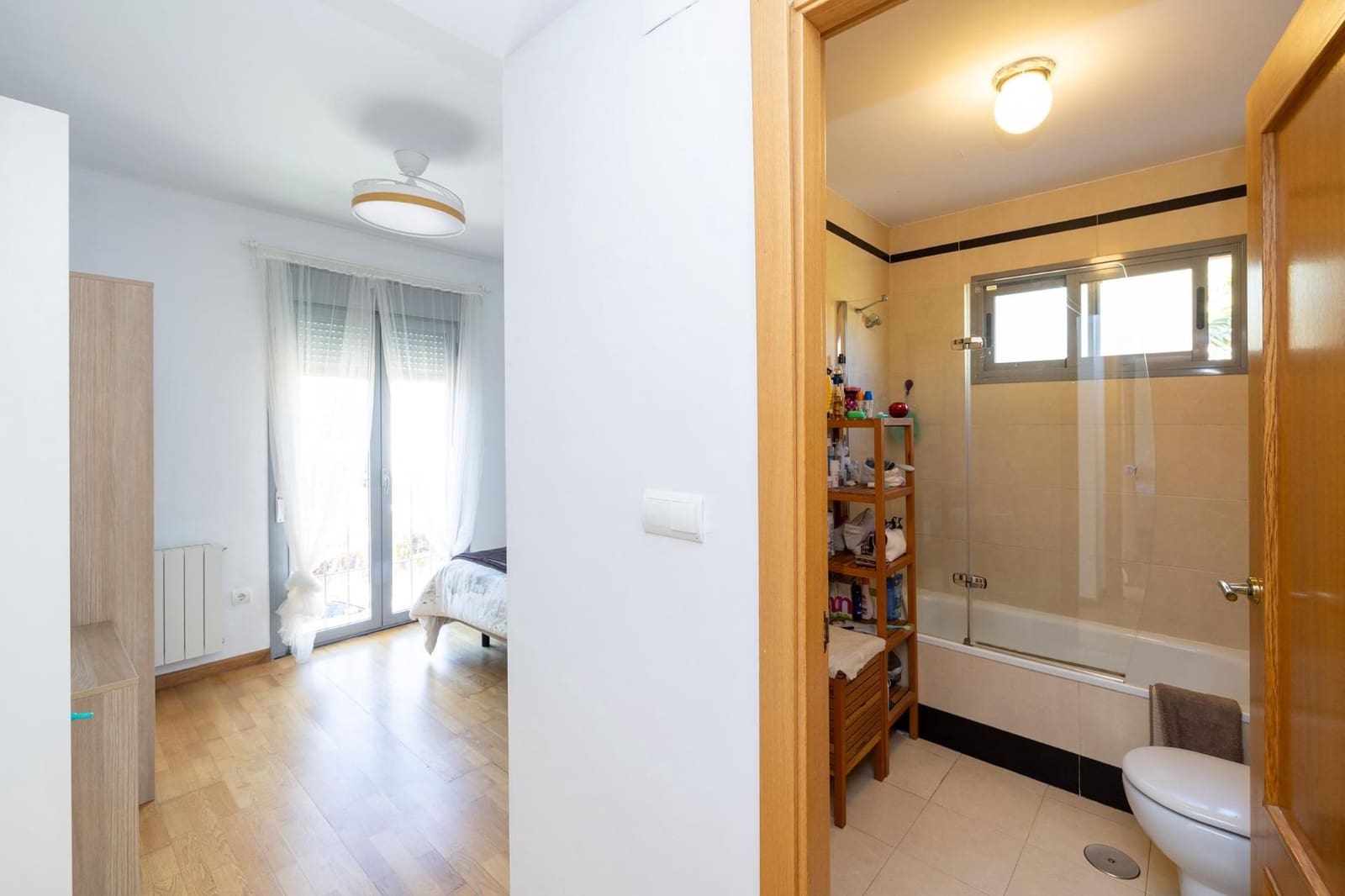 4 bedroom Villa for sale in Jun with garage - € 290,000 (Ref: 9534277)